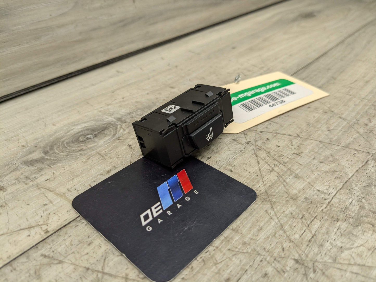 OEM BMW F02 F10 F15 F30 F32 F80 F82 Rear Left Driver Heated Seat Switch Button