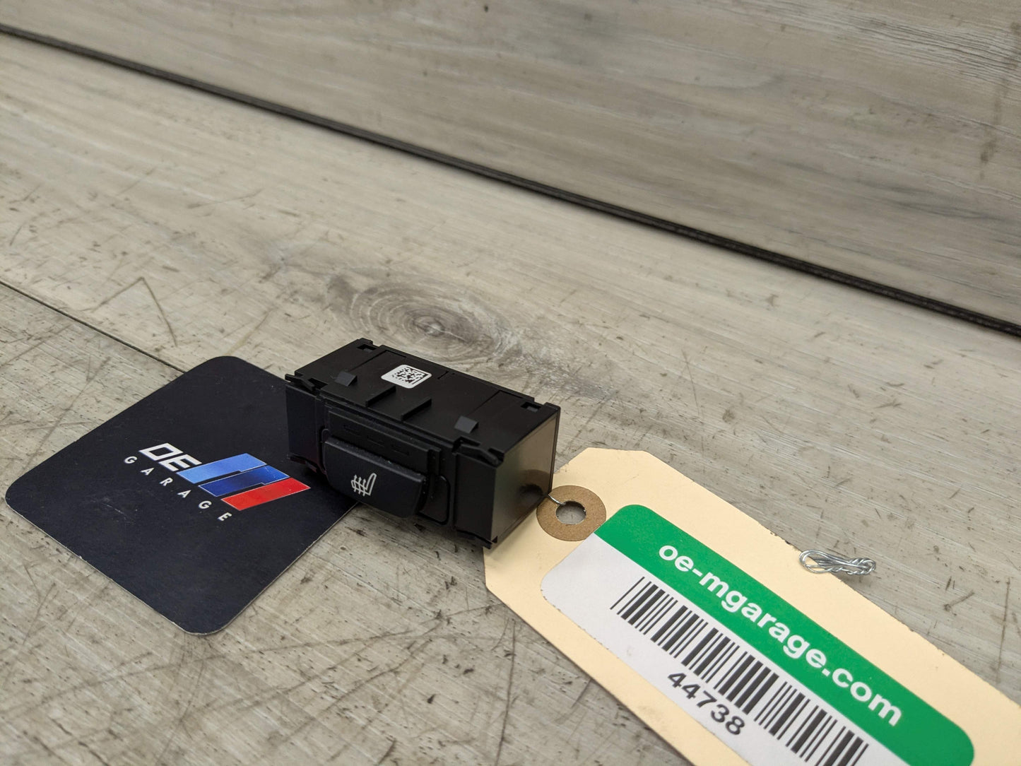 OEM BMW F02 F10 F15 F30 F32 F80 F82 Rear Left Driver Heated Seat Switch Button