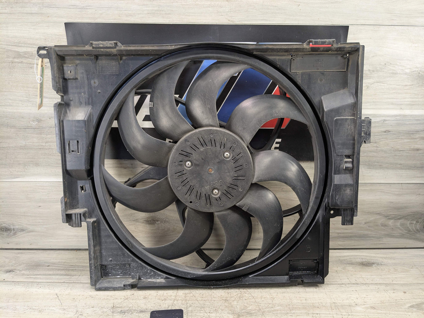 12-16 OEM BMW F22 F23 F30 F32 F33 F36 F87 M2 Radiator Cooling Fan Shroud 850W