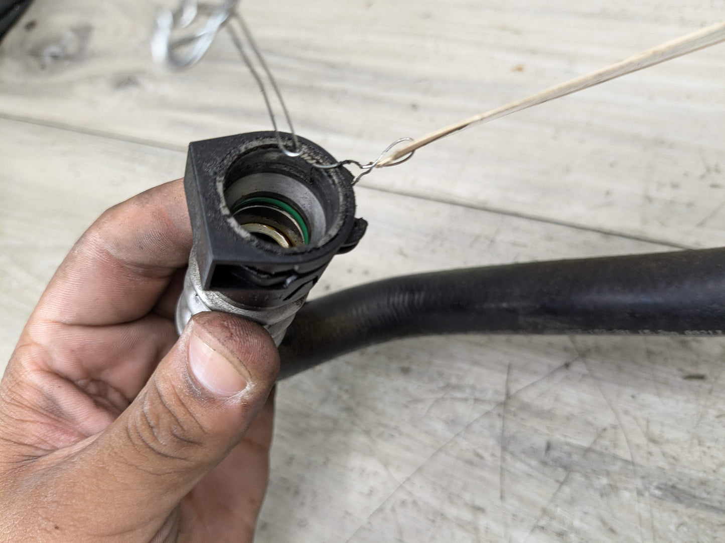 OEM F22 F30 F32 F87 335 435 Engine Oil N55 Cooler Pipe Lines Inlet Outlet SET