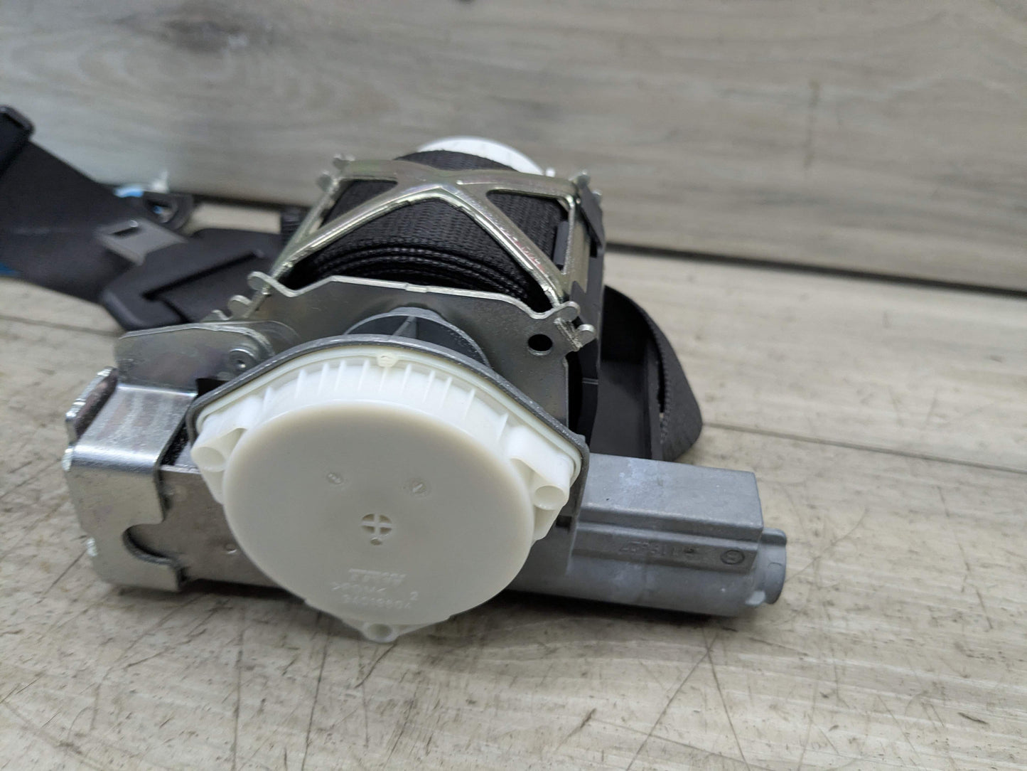 12-20 OEM BMW F30 F36 F80 M3 Front Right Passenger Side Seatbelt Retractor Black