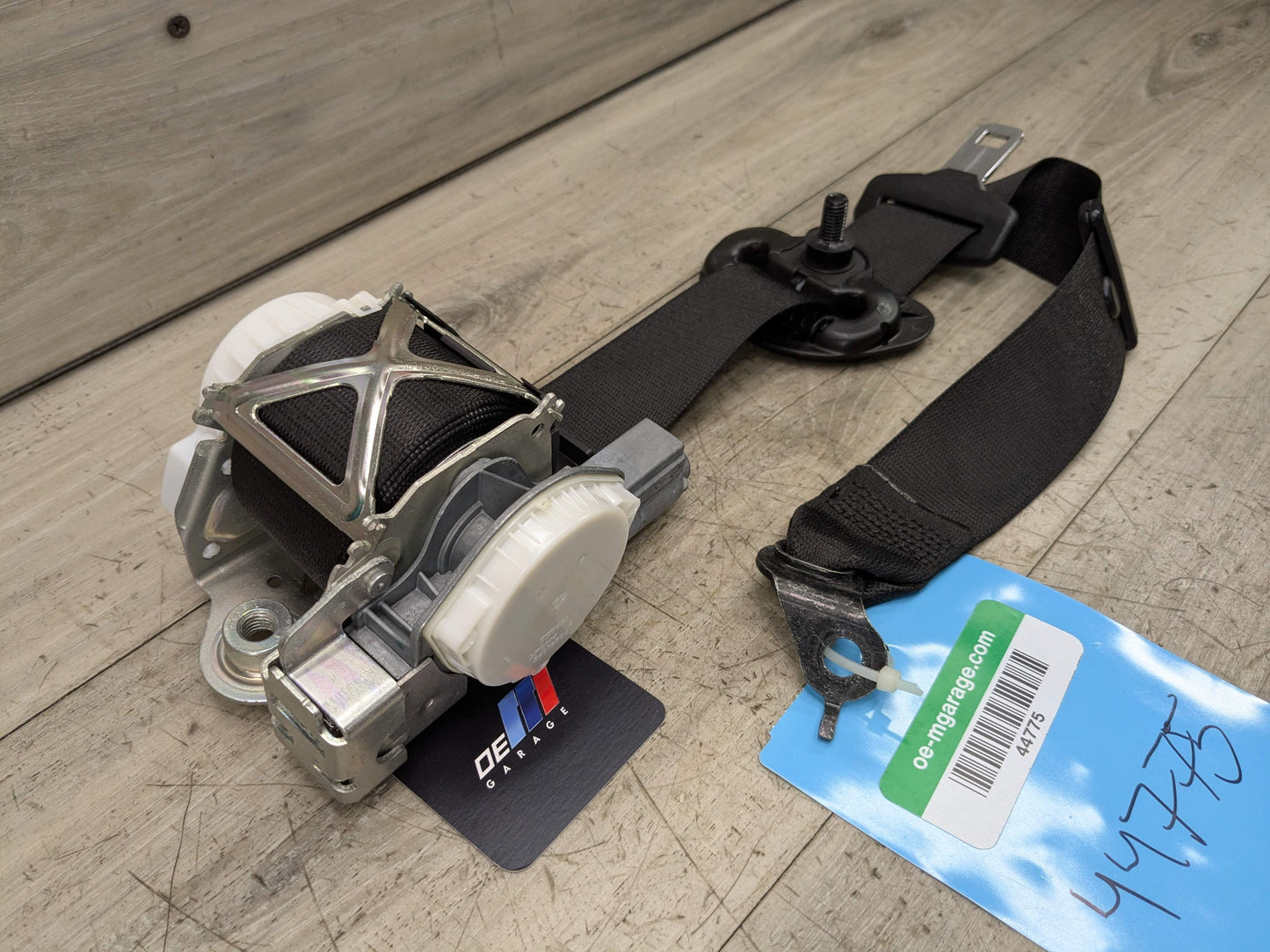 12-20 OEM BMW F30 F36 F80 M3 Front Right Passenger Side Seatbelt Retractor Black