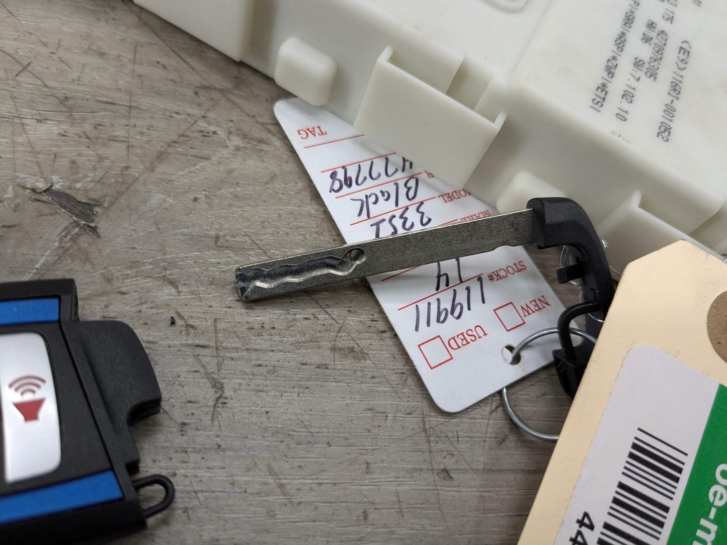 OEM BMW F22 F30 F32 F33 F36 F80 F82 FEM Front Electronic Control Module + Key