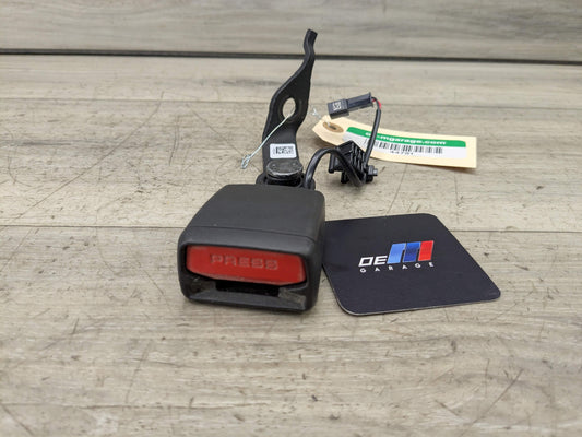 OEM BMW G20 G22 G26 G80 G82 M3 M4 Rear Left Driver Seatbelt Seat Belt Buckle