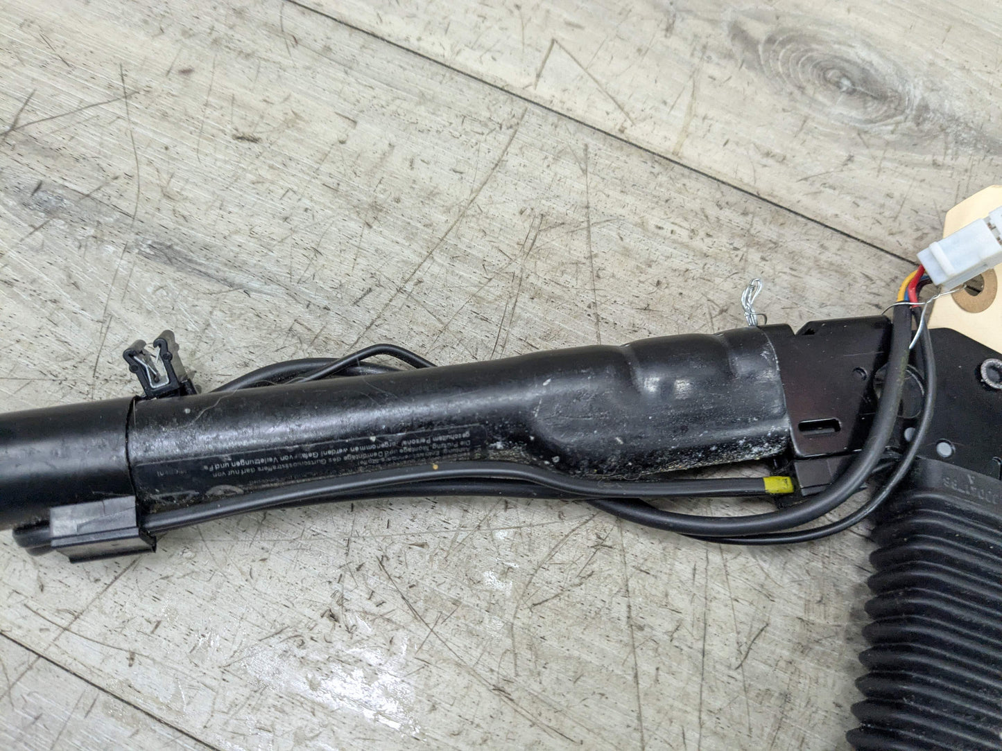 OEM BMW F30 F32 F36 F80 F82 F87 M3 Front Left Driver Seat Belt Buckle Tensioner