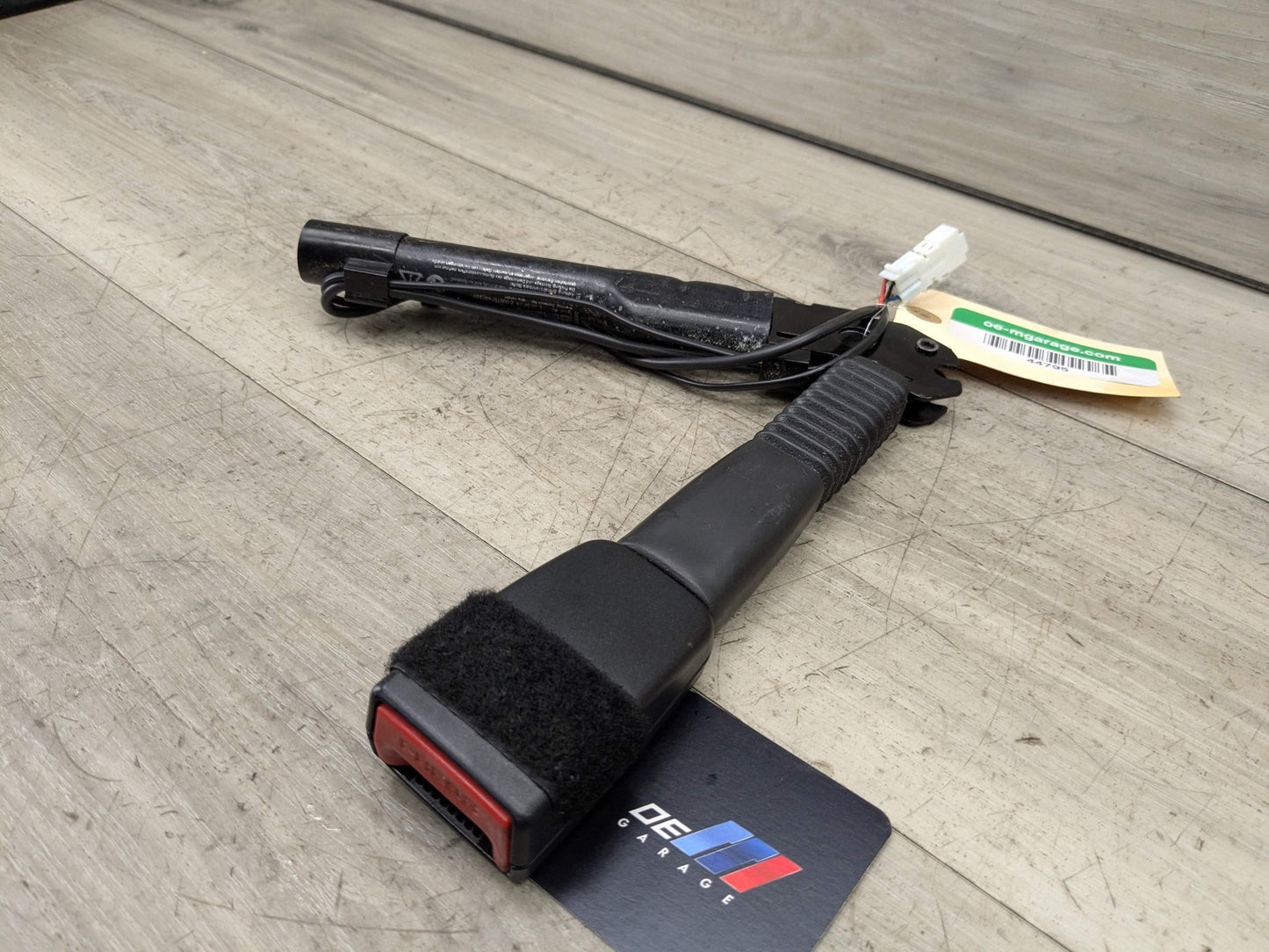 OEM BMW F30 F32 F36 F80 F82 F87 M3 Front Left Driver Seat Belt Buckle Tensioner