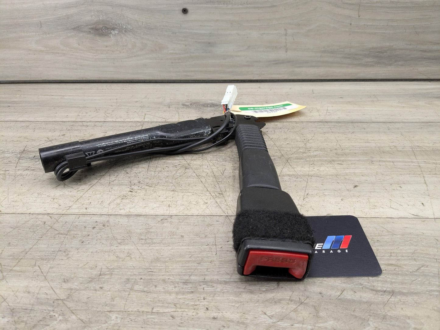 OEM BMW F30 F32 F36 F80 F82 F87 M3 Front Left Driver Seat Belt Buckle Tensioner