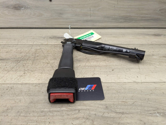 OEM BMW F30 F32 F36 F80 F82 F87 Front Right Passenger Seat Belt Buckle Tensioner