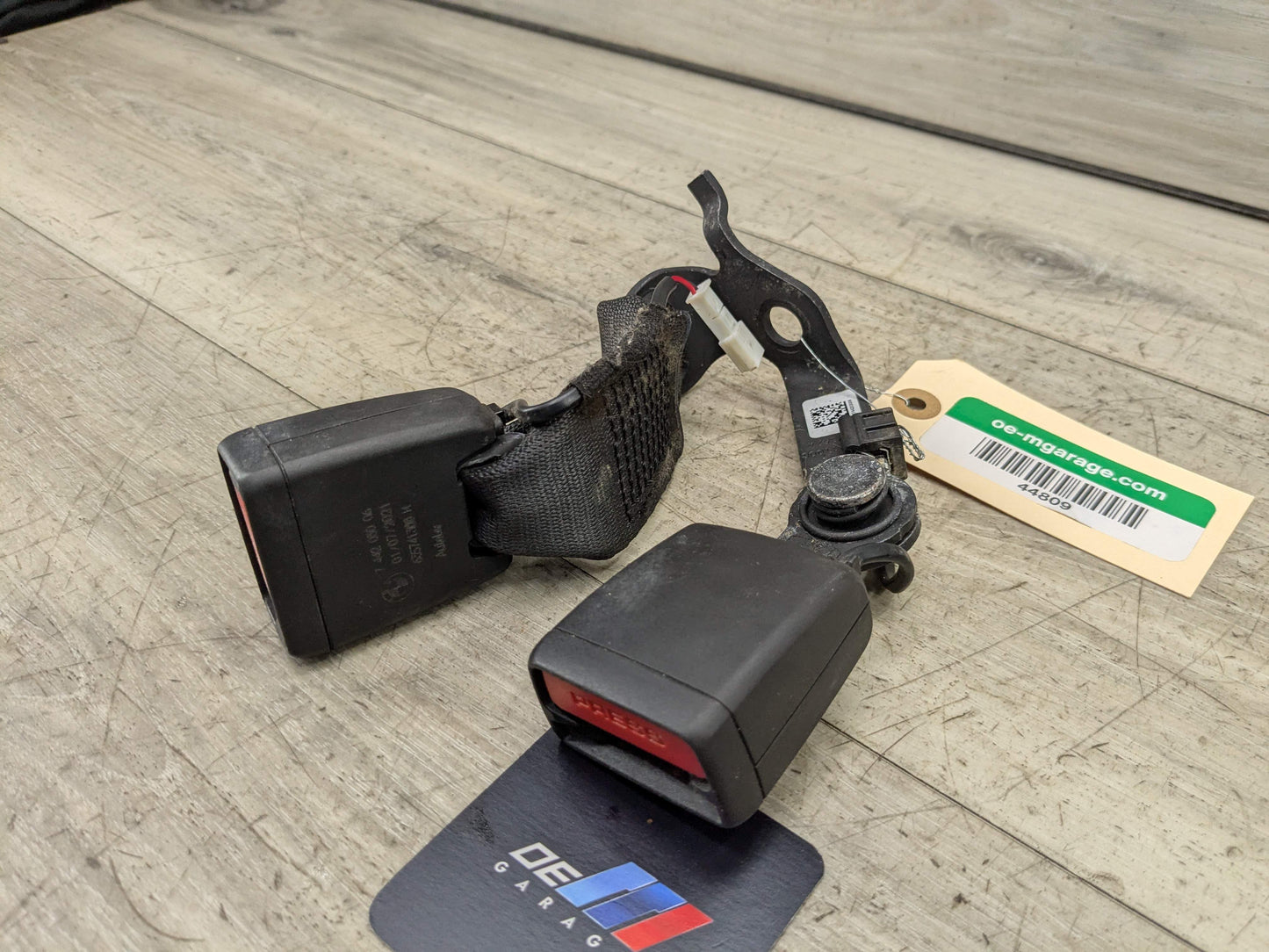 OEM BMW G20 G22 G26 G80 G82 M3 M4 Rear Right Passenger Seatbelt Seat Belt Buckle