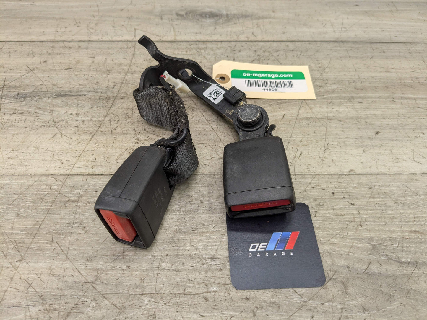 OEM BMW G20 G22 G26 G80 G82 M3 M4 Rear Right Passenger Seatbelt Seat Belt Buckle