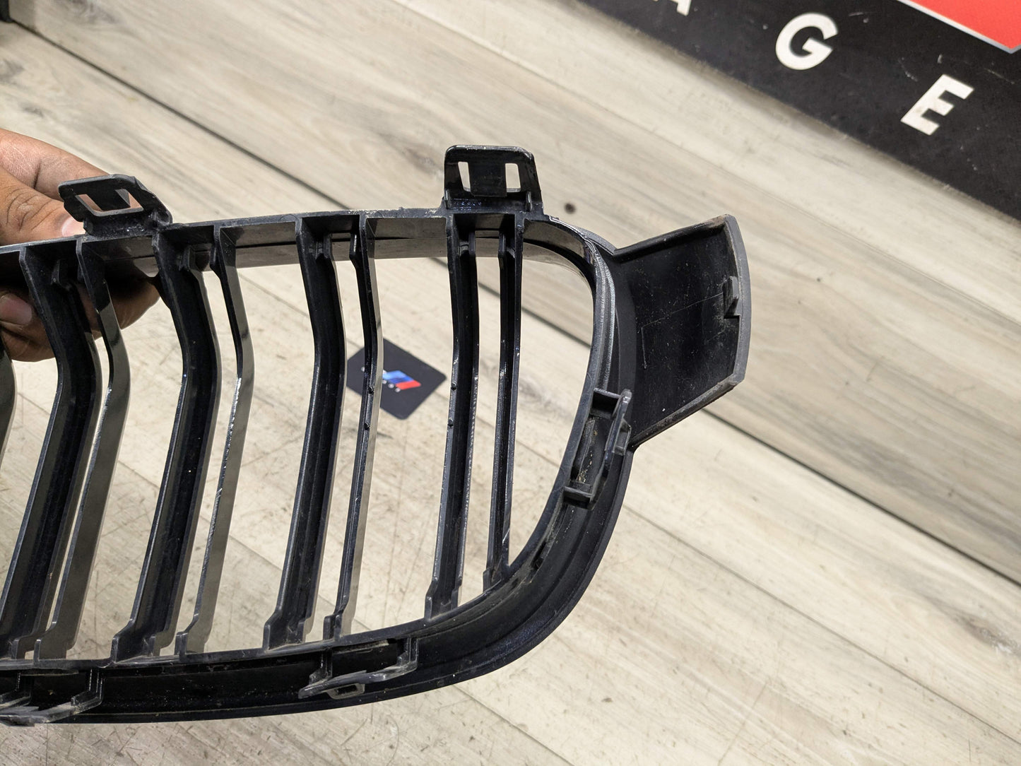 *AFT BMW F30 F31 320 328 Front Right Passenger Upper Bumper Kidney Grille Black