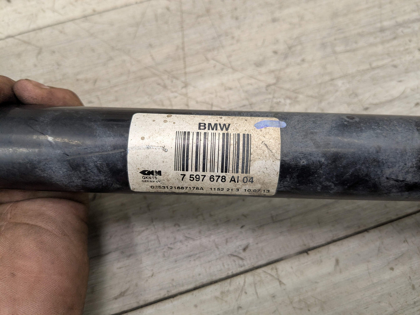 OEM BMW F22 F23 F30 F32 F33 F36 AT Rear Right Passenger Shaft Output CV Axle