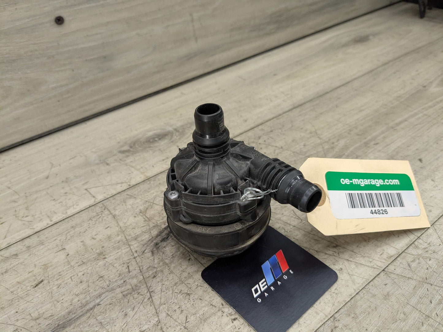 *OEM BMW G01 G05 G20 G22 G30 G42 G80 G82 G83 M3 M4 Engine Auxiliary Water Pump