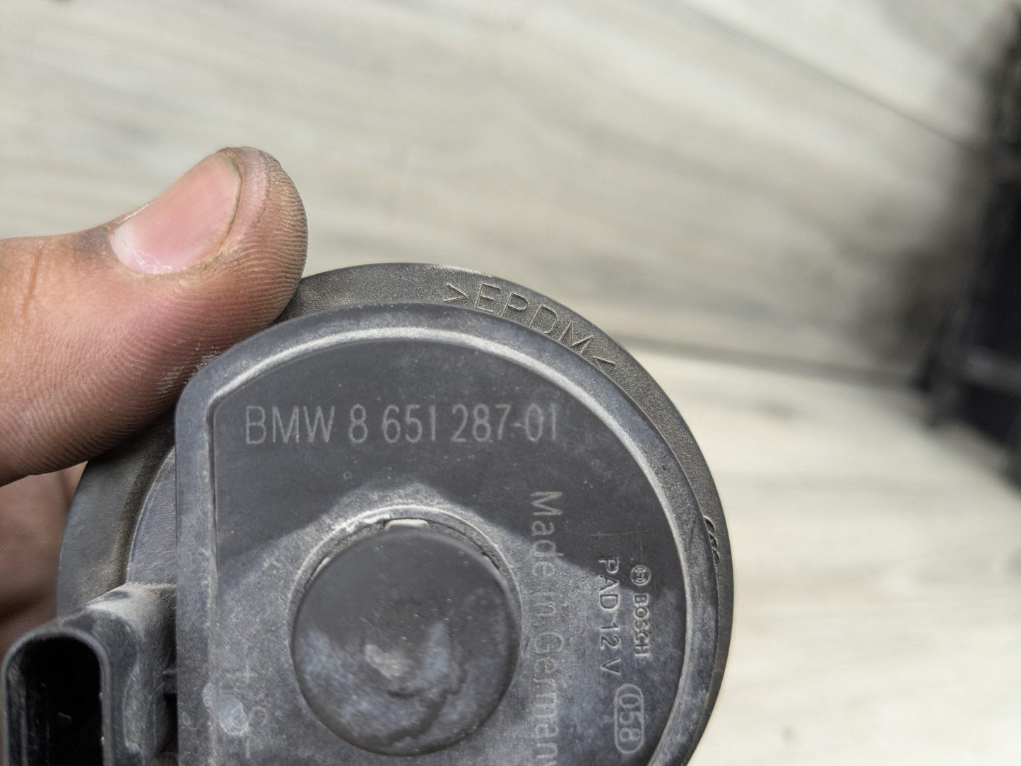 *OEM BMW G01 G05 G20 G22 G30 G42 G80 G82 G83 M3 M4 Engine Auxiliary Water Pump