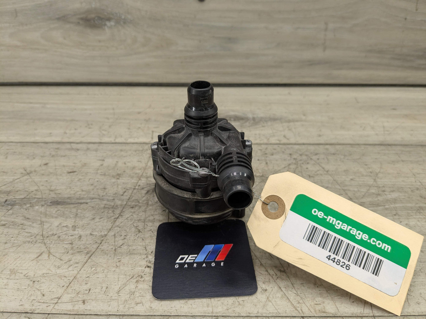 *OEM BMW G01 G05 G20 G22 G30 G42 G80 G82 G83 M3 M4 Engine Auxiliary Water Pump