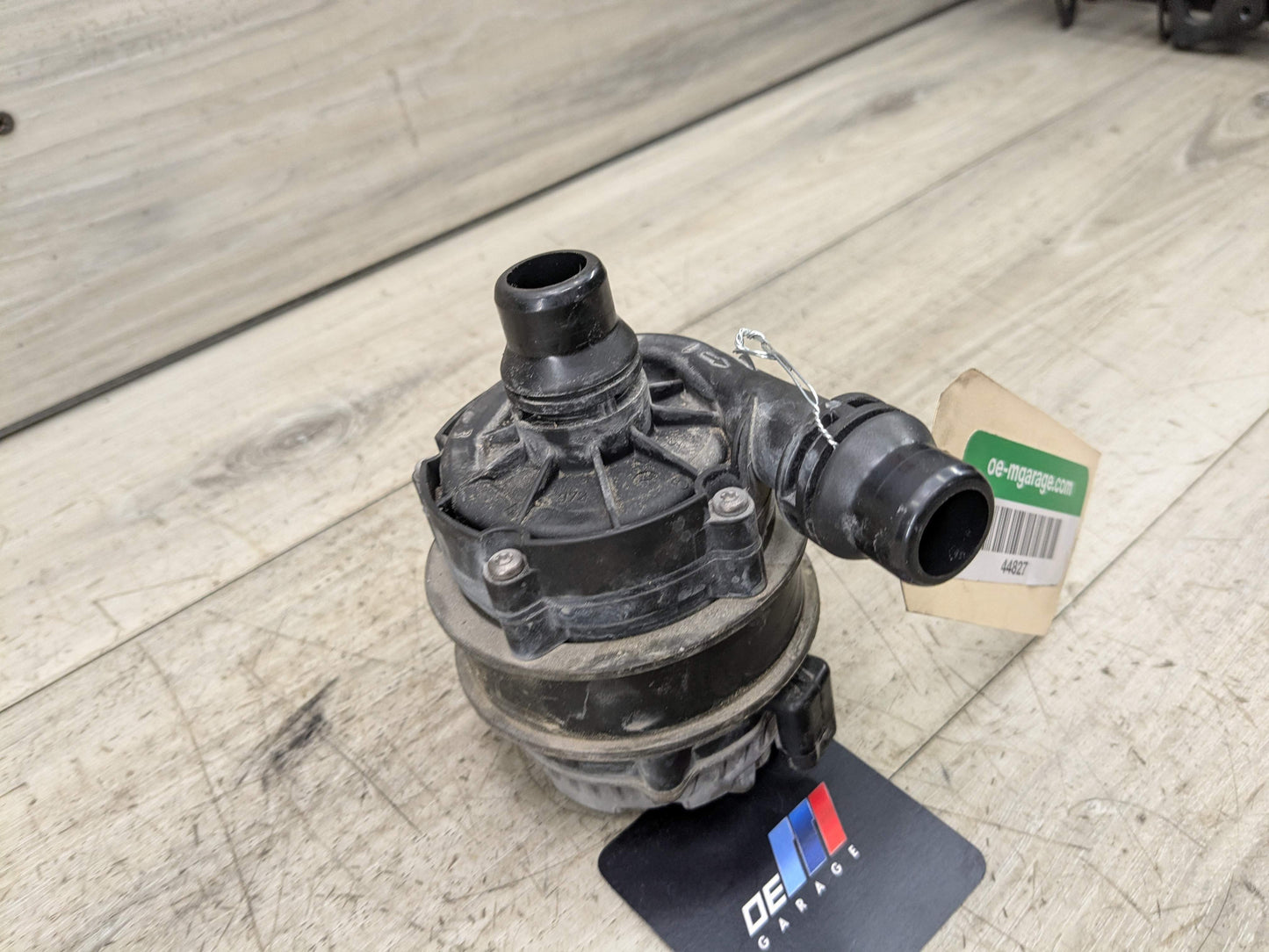 OEM BMW G01 G05 G20 G22 G26 Engine B46 B58 Auxiliary Electric Water Pump Cooling