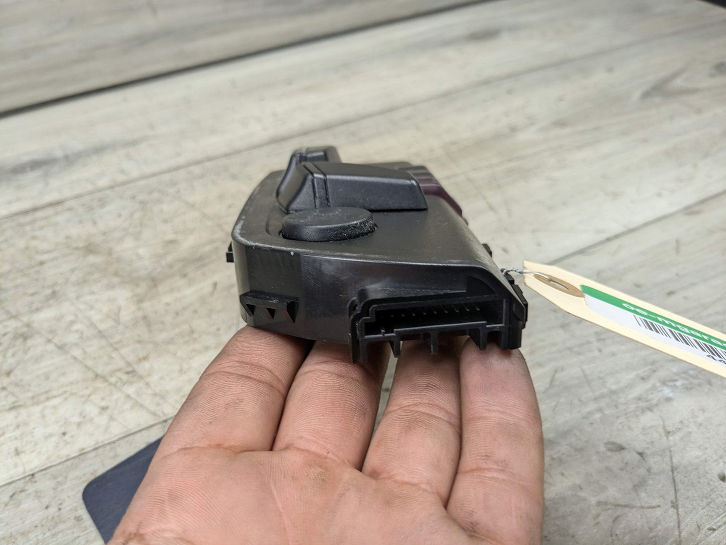 *PRE-LCI OEM BMW F23 F30 F32 F36 F48 Front Left Driver Seat Memory Adjust Switch