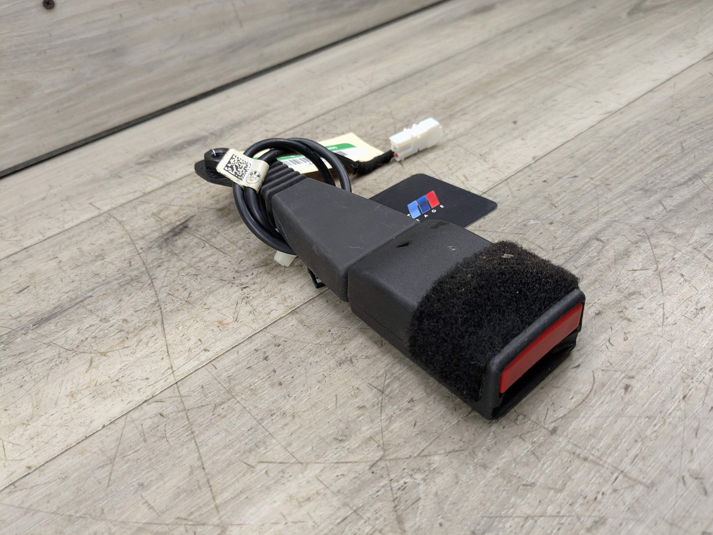 11-18 OEM BMW F25 F26 X3 X4 Front Driver Left Seatbelt Seat Belt Buckle