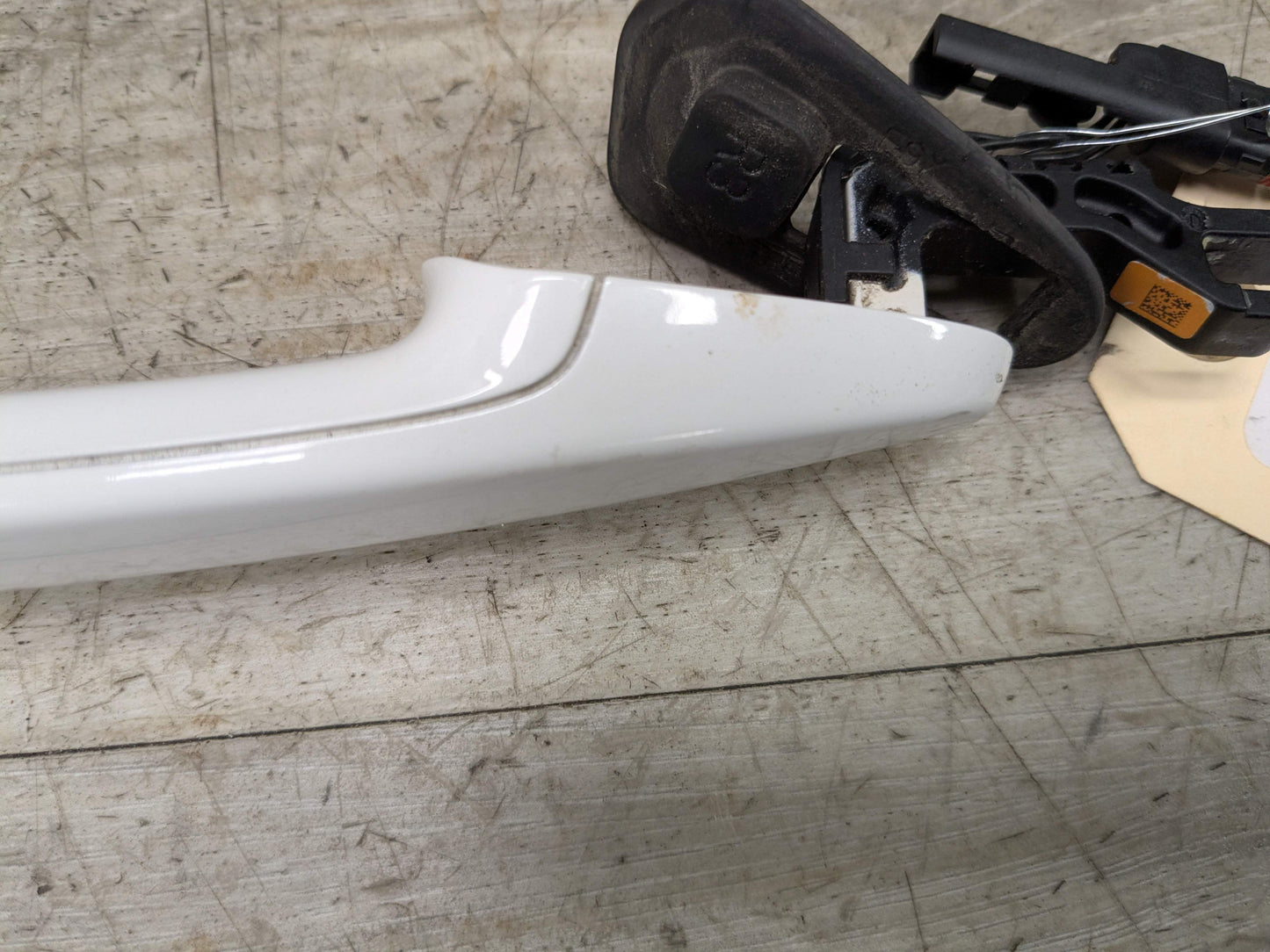 OEM BMW F25 F26 X3 X4 COMFORT ACCESS Right Passenger Door Handle White