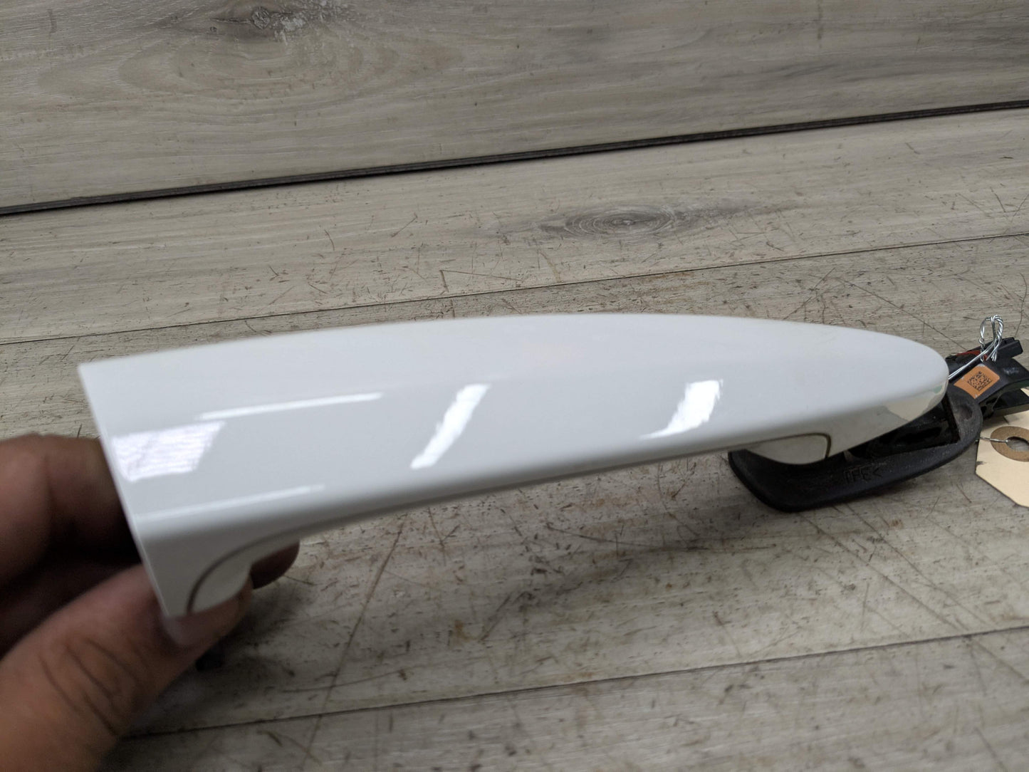 OEM BMW F25 F26 X3 X4 COMFORT ACCESS Right Passenger Door Handle White
