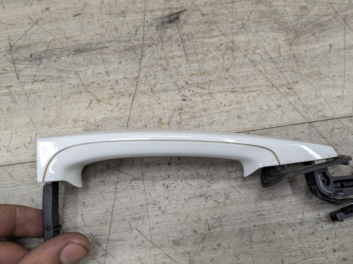OEM BMW F25 F26 X3 X4 COMFORT ACCESS Right Passenger Door Handle White