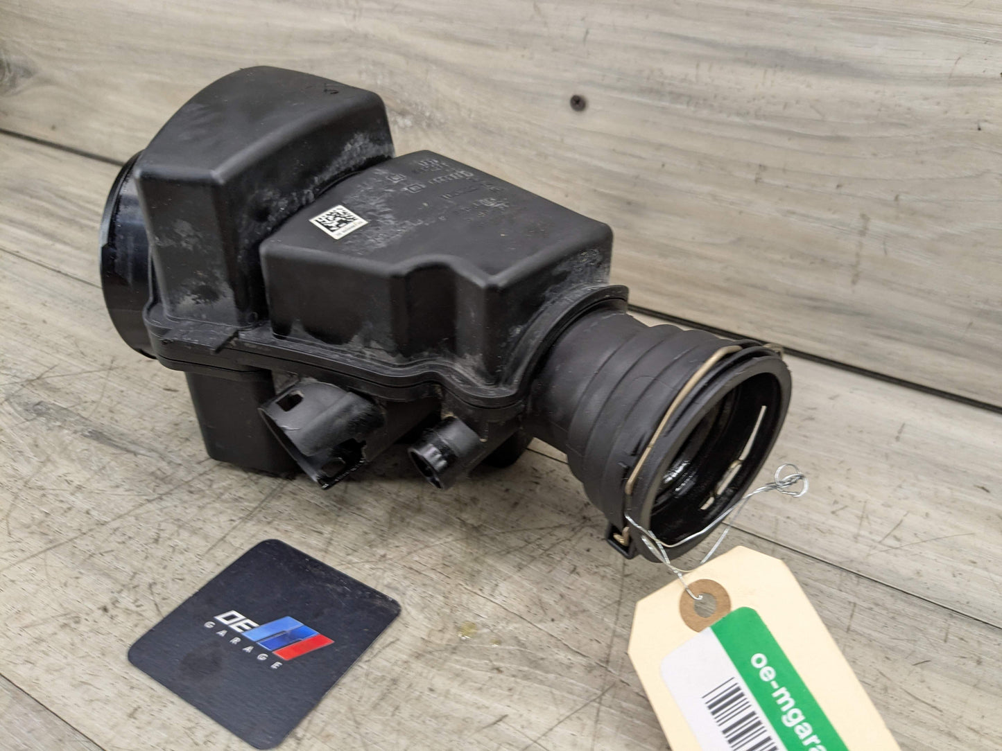 19-24 OEM BMW G20 G22 G23 G29 330 430 Z4 Filtered Air Intake Pipe Resonator B46