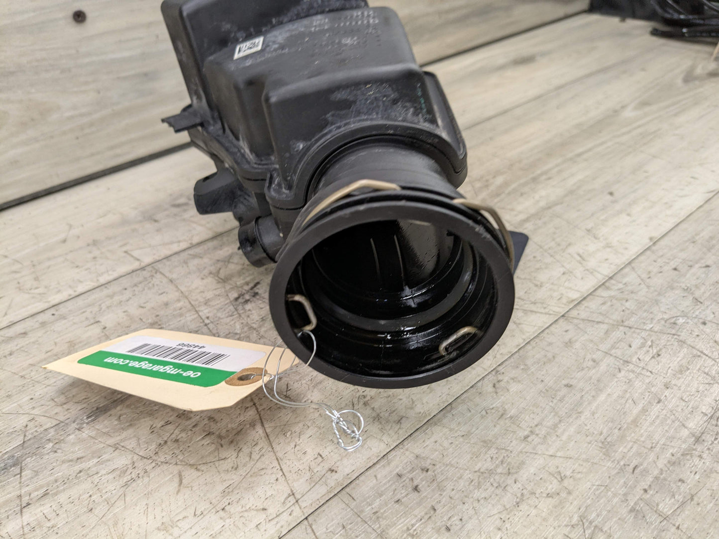 19-24 OEM BMW G20 G22 G23 G29 330 430 Z4 Filtered Air Intake Pipe Resonator B46