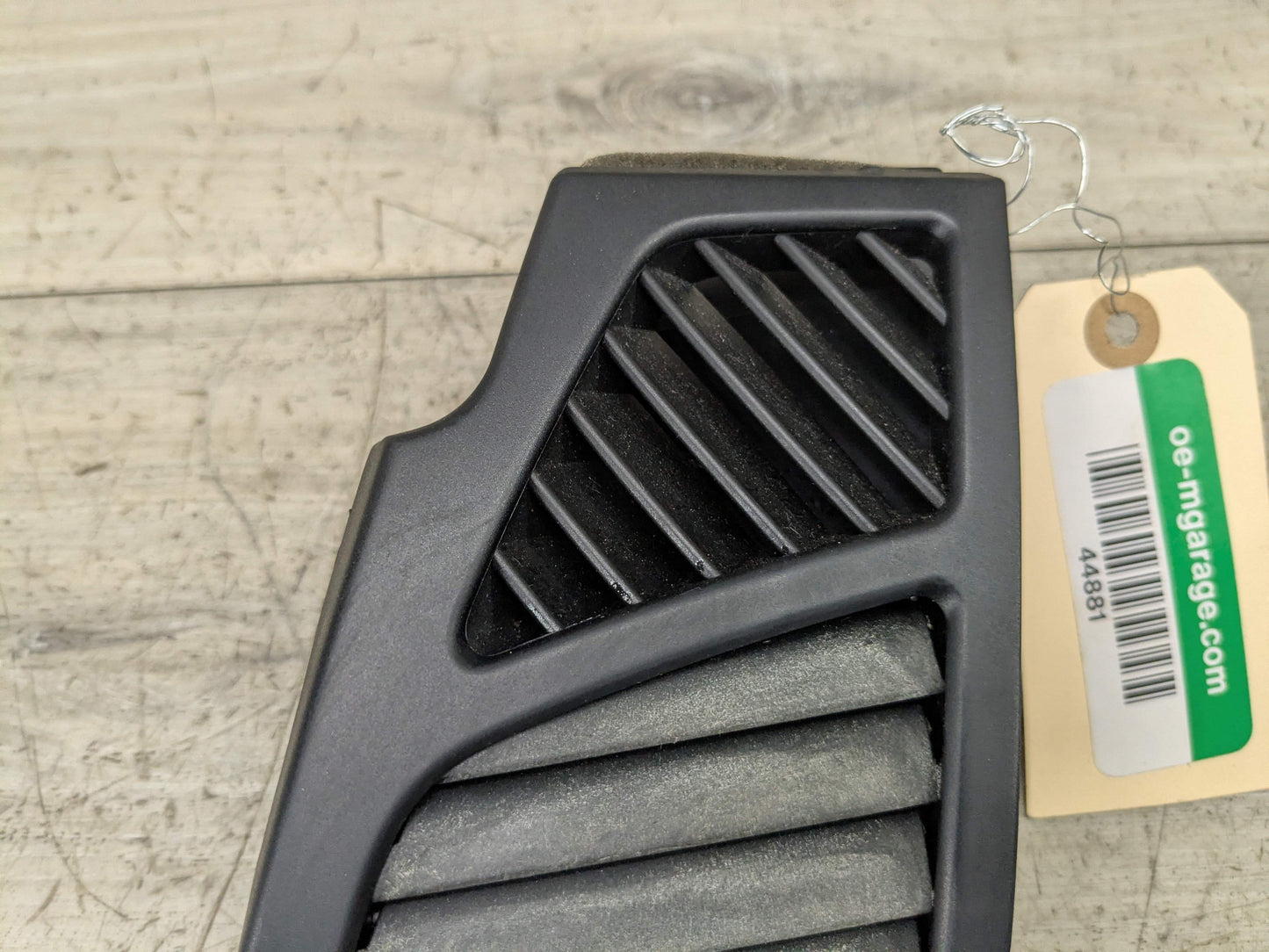 08-13 OEM BMW E82 E88 128 135 Dash Dashboard Left Driver Side AC Air Vent Grille