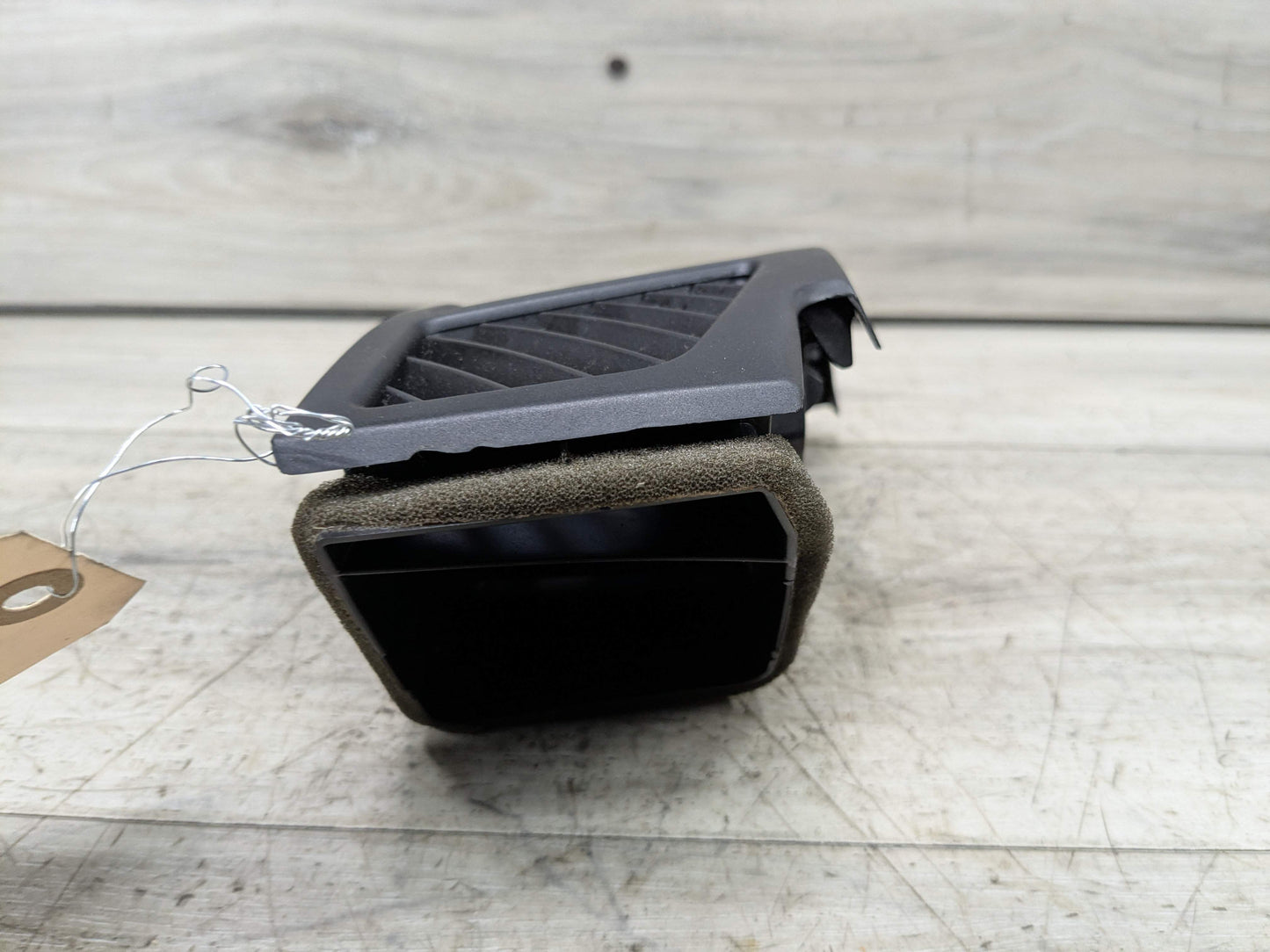 08-13 OEM BMW E82 E88 128 135 Dash Dashboard Left Driver Side AC Air Vent Grille