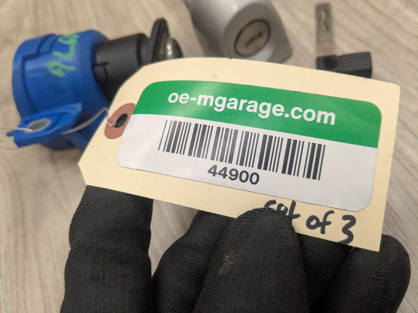 07-13 OEM BMW E92 328 335 M3 Driver Door Lock Cylinder Mechanism Silver w/ Key