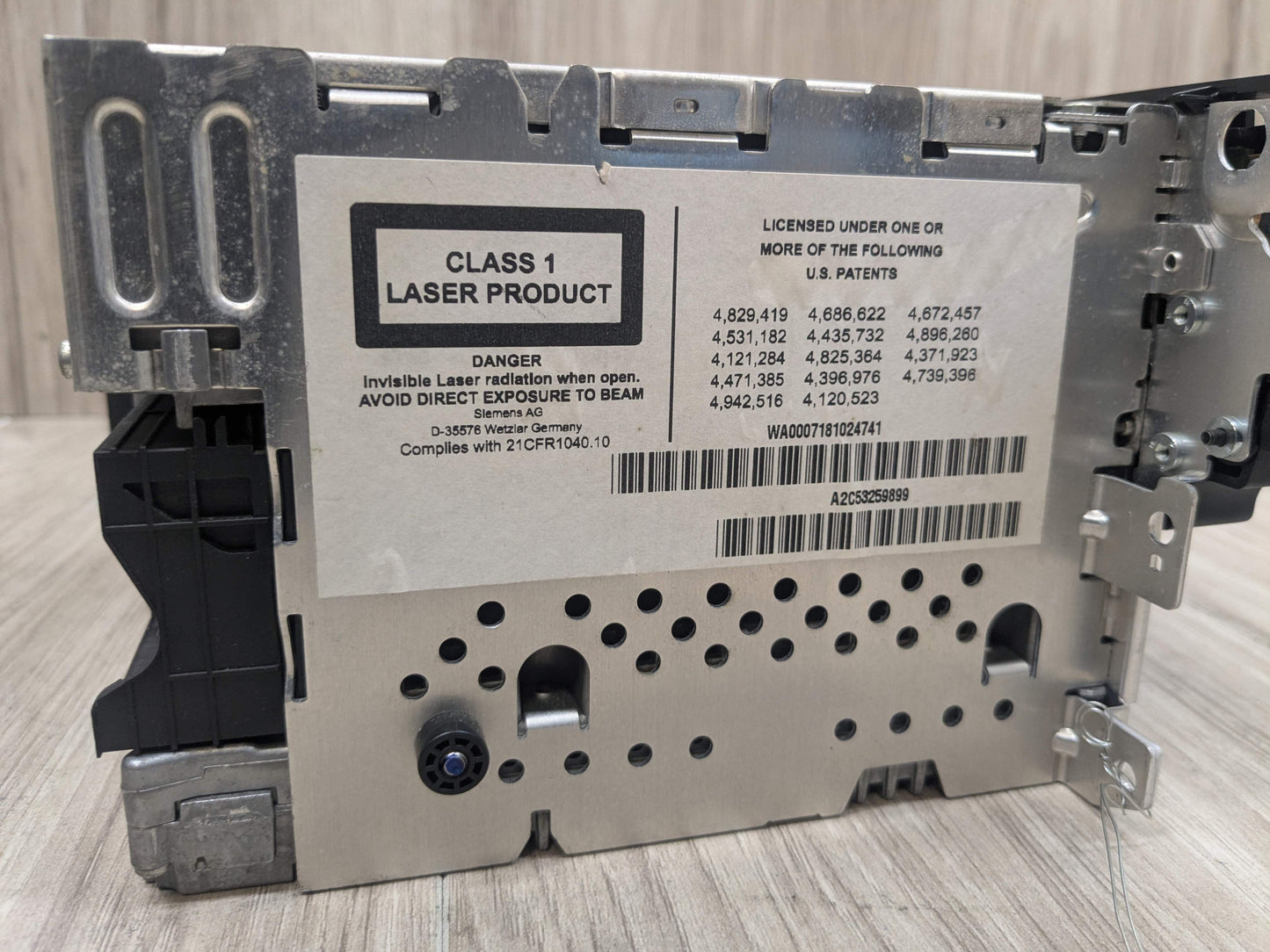 06-08 OEM BMW E90 E92 E93 335 M3 CCC Navigation Headunit CD DVD FM Radio Tuner