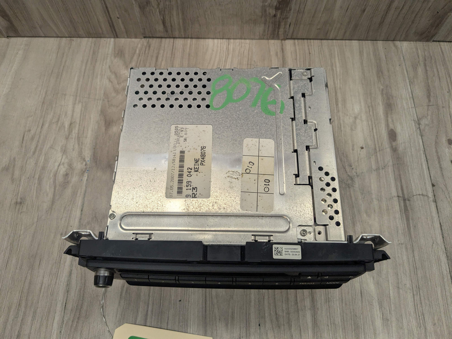 06-08 OEM BMW E90 E92 E93 335 M3 CCC Navigation Headunit CD DVD FM Radio Tuner