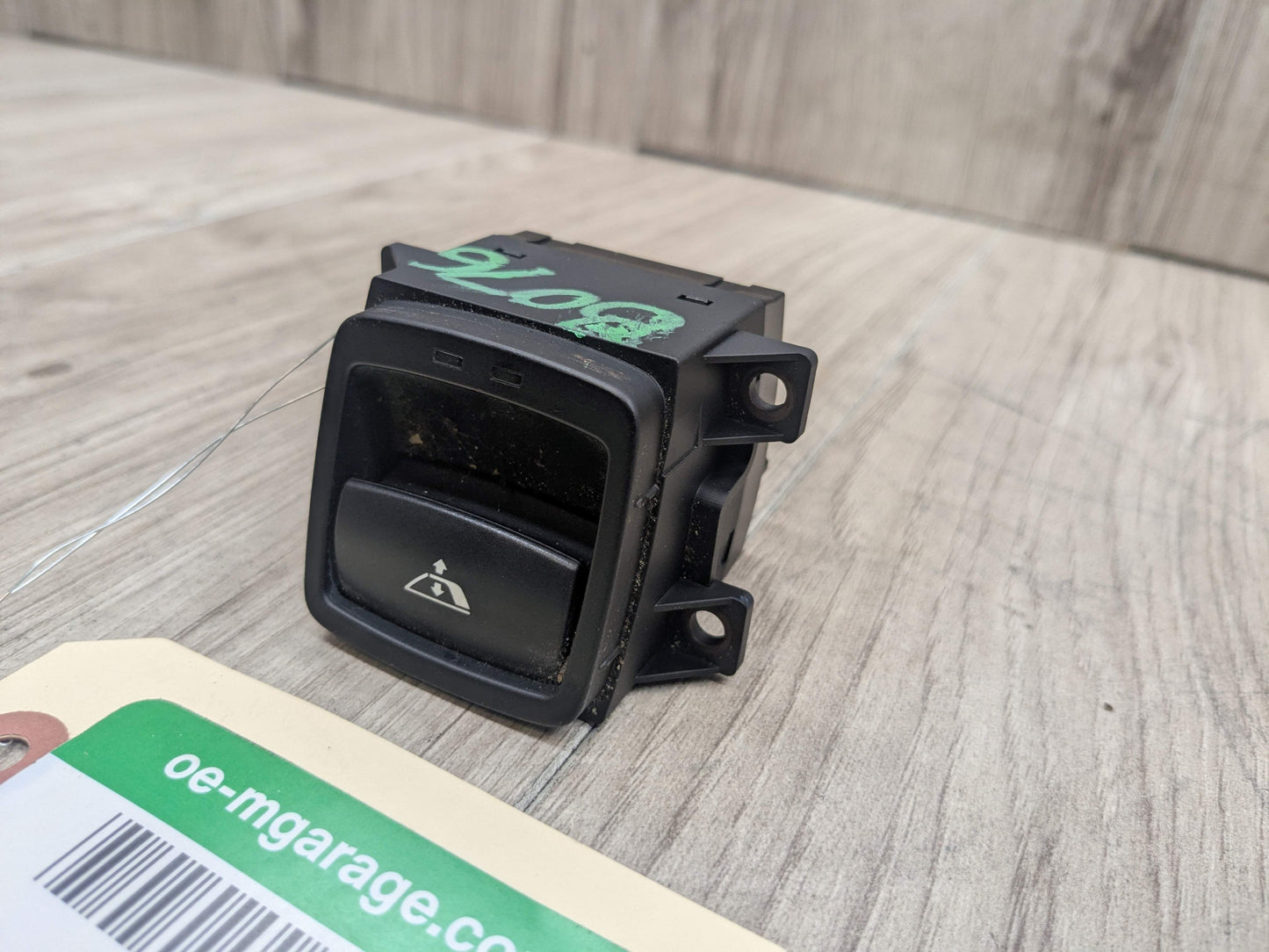 OEM BMW E93 M3 F12 M6 335 Convertible Roof Top Control Switch Button Open Close