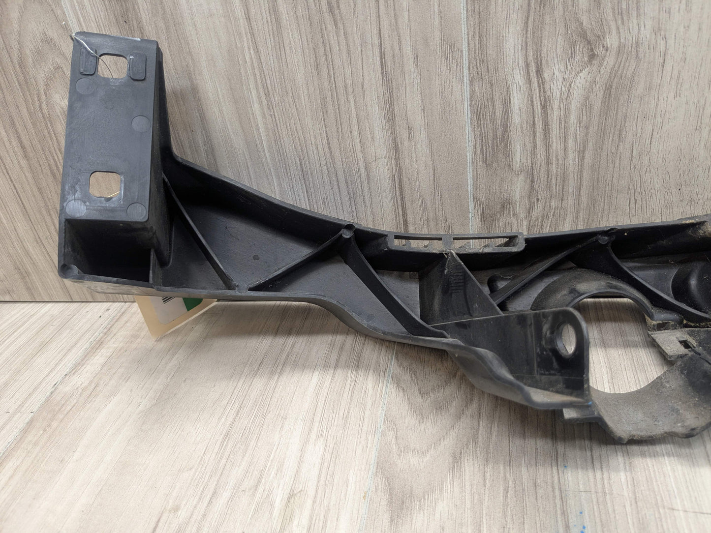 07-10 OEM BMW E92 E93 328 335 Right Passenger Headlight Bracket Carrier Mount