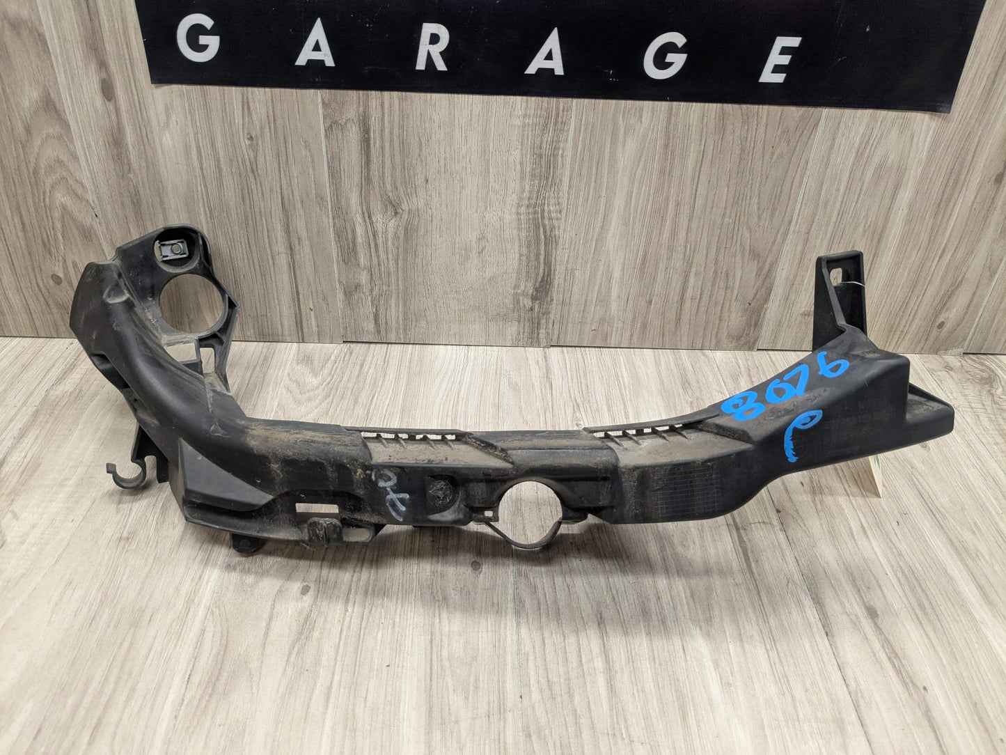 07-10 OEM BMW E92 E93 328 335 Right Passenger Headlight Bracket Carrier Mount