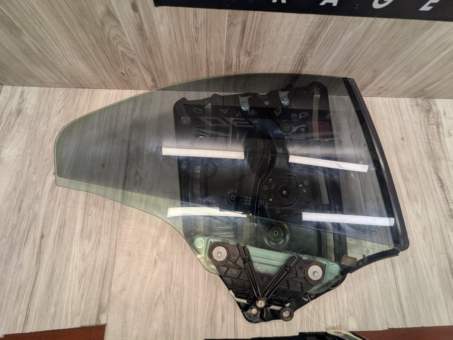 OEM BMW E93 328 335 M3 Convertible Rear Right Passenger Window Regulator Glass