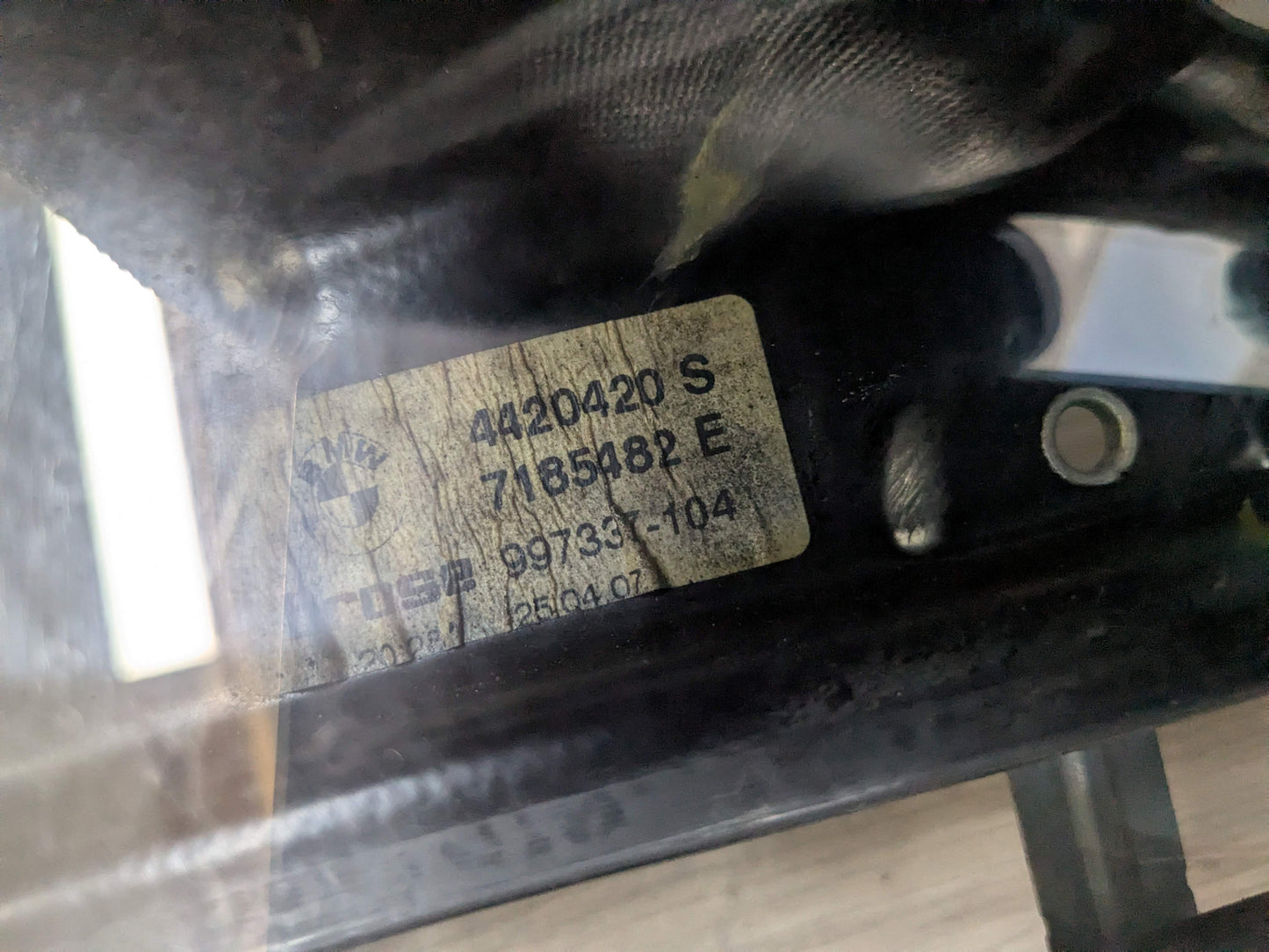 OEM BMW E93 328 335 M3 Convertible Rear Right Passenger Window Regulator Glass