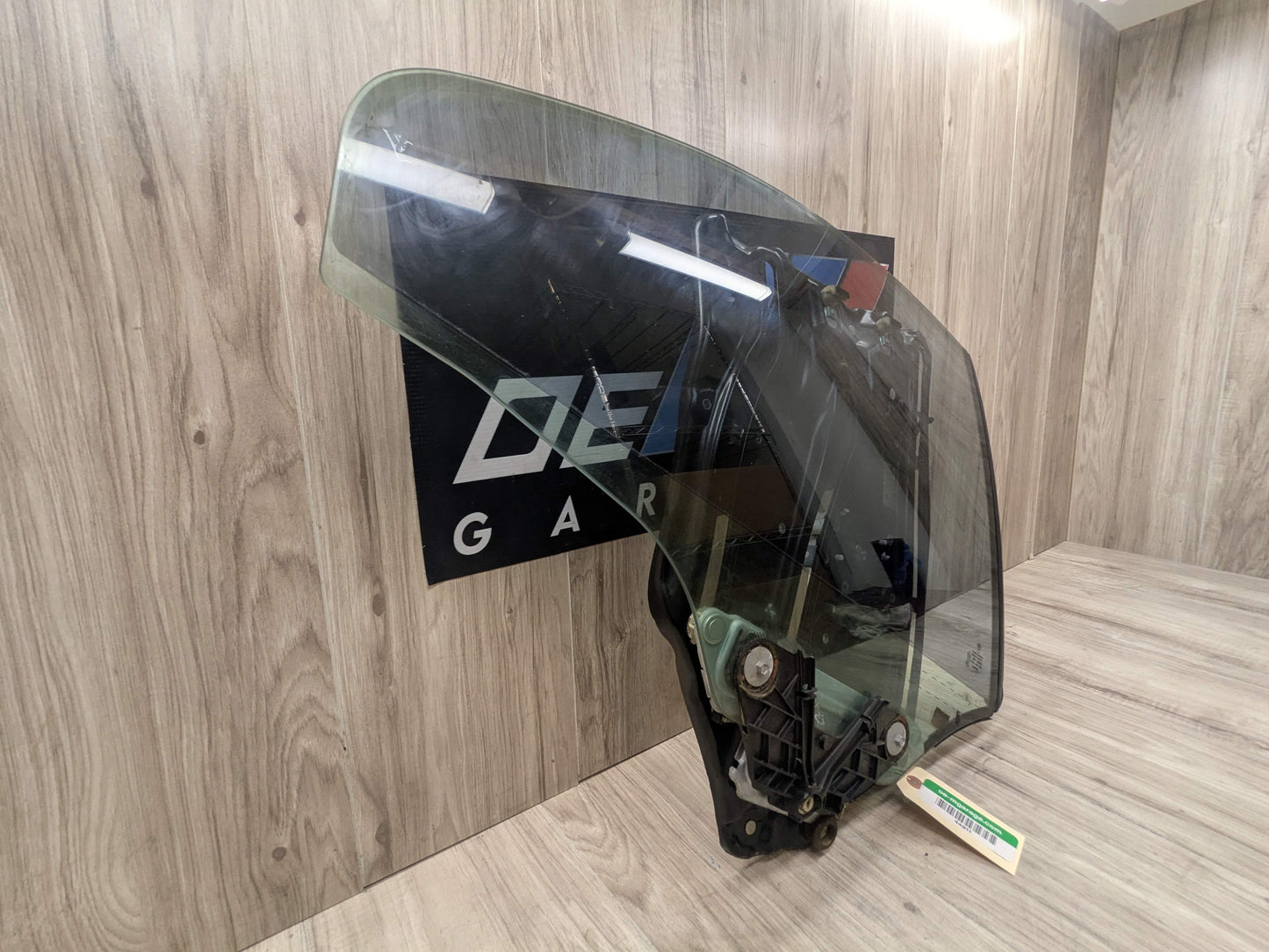 OEM BMW E93 328 335 M3 Convertible Rear Right Passenger Window Regulator Glass