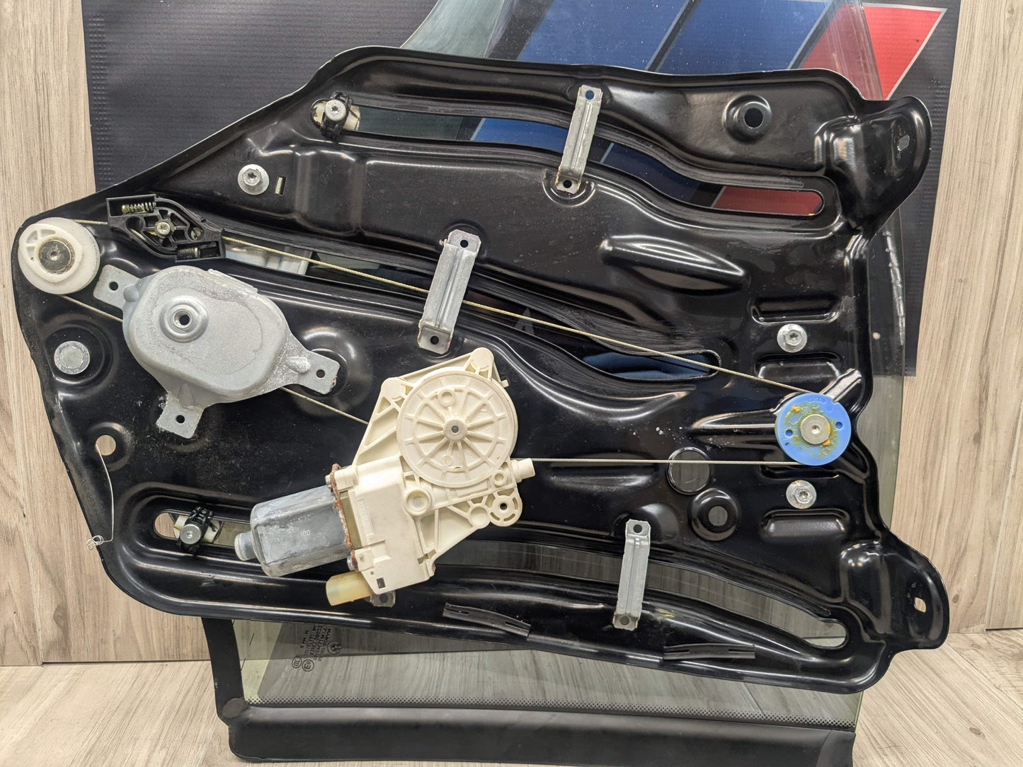 07-13 OEM BMW E93 328 335 M3 Convertible Rear Left Driver Window Regulator Glass