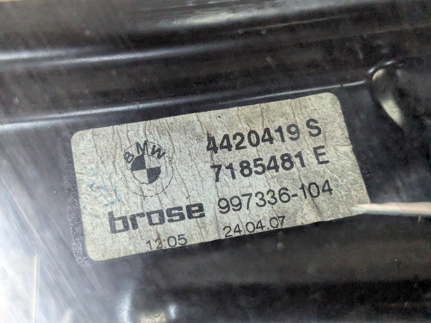 07-13 OEM BMW E93 328 335 M3 Convertible Rear Left Driver Window Regulator Glass