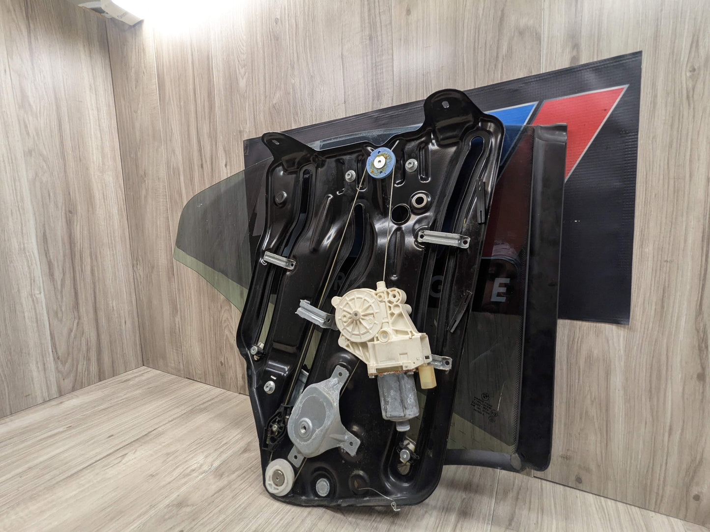 07-13 OEM BMW E93 328 335 M3 Convertible Rear Left Driver Window Regulator Glass