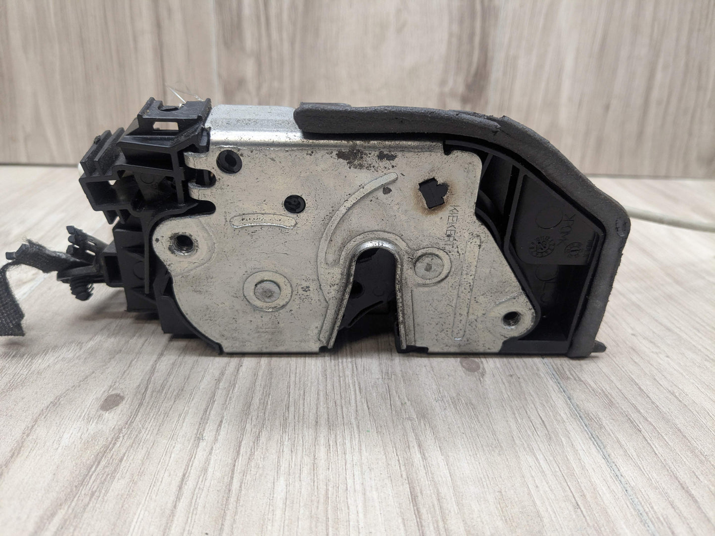 OEM BMW E70 E82 E90 F02 F10 F30 F80 FRONT LEFT DRIVER Door Lock Latch Actuator