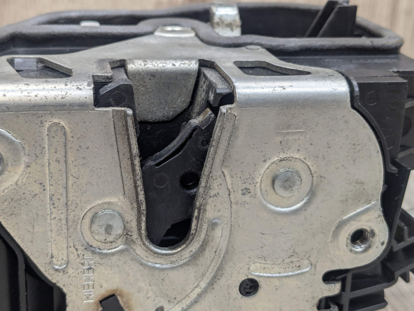 OEM BMW E70 E82 E90 F02 F10 F30 F80 FRONT LEFT DRIVER Door Lock Latch Actuator