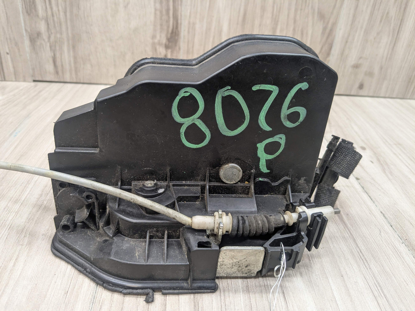 OEM BMW E82 E90 F23 F30 F32 E60 F01 M4 X6 REAR RIGHT Door Lock Latch Actuator