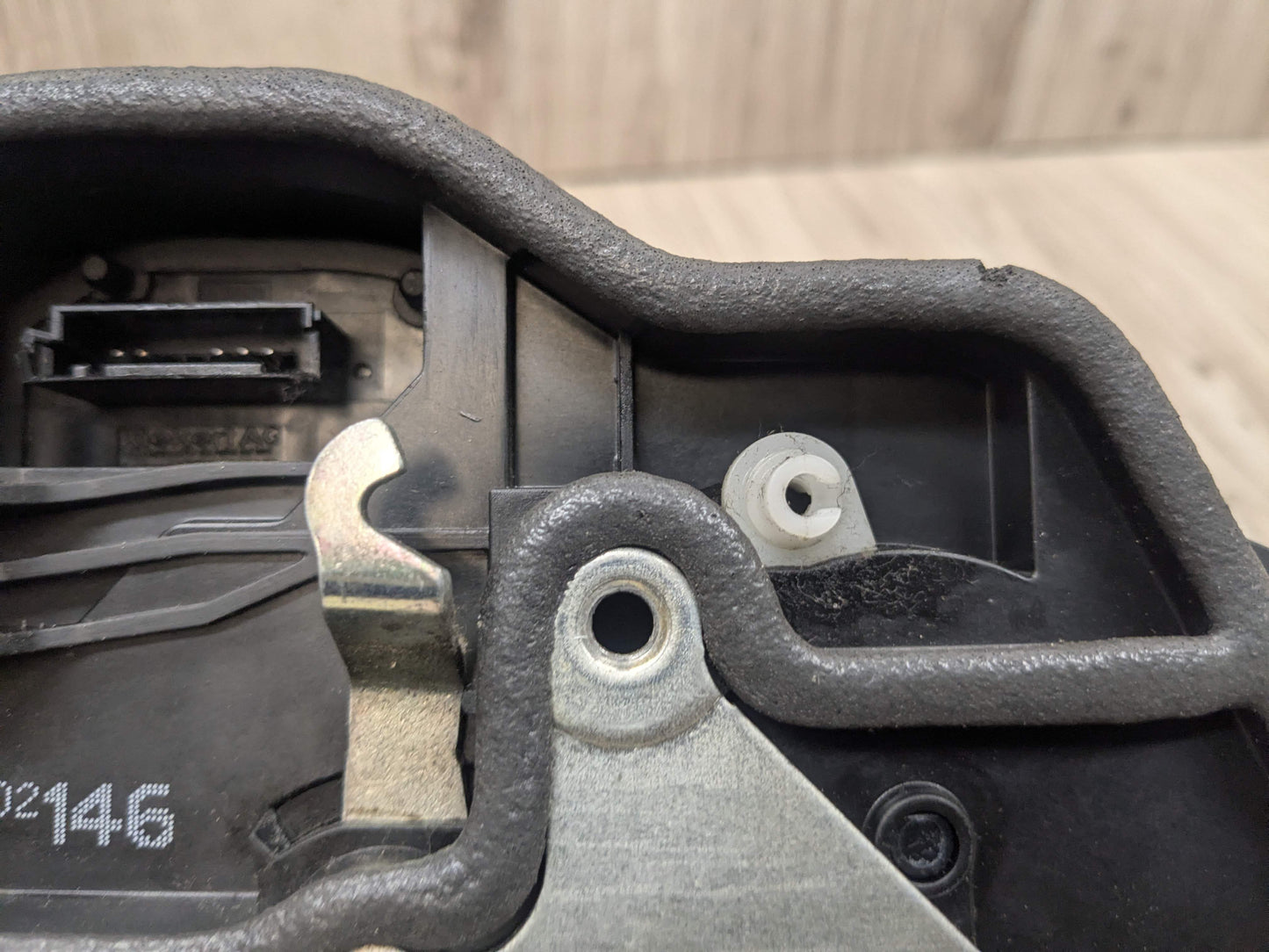 OEM BMW E82 E90 F23 F30 F32 E60 F01 M4 X6 REAR RIGHT Door Lock Latch Actuator