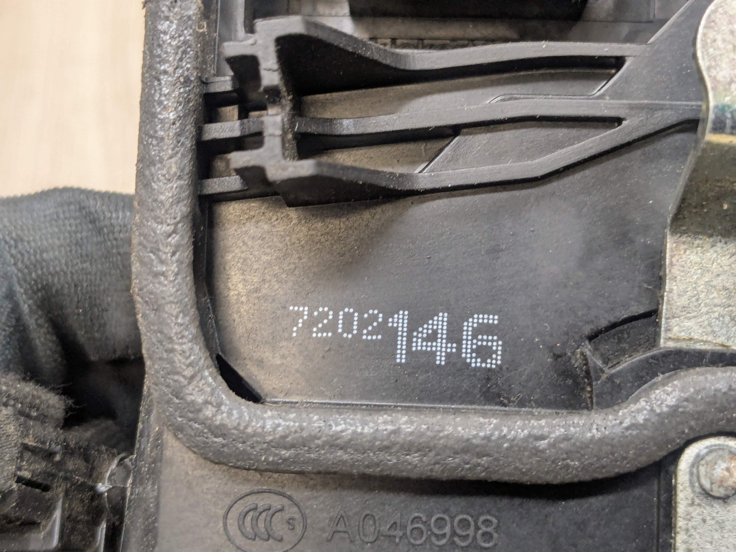 OEM BMW E82 E90 F23 F30 F32 E60 F01 M4 X6 REAR RIGHT Door Lock Latch Actuator