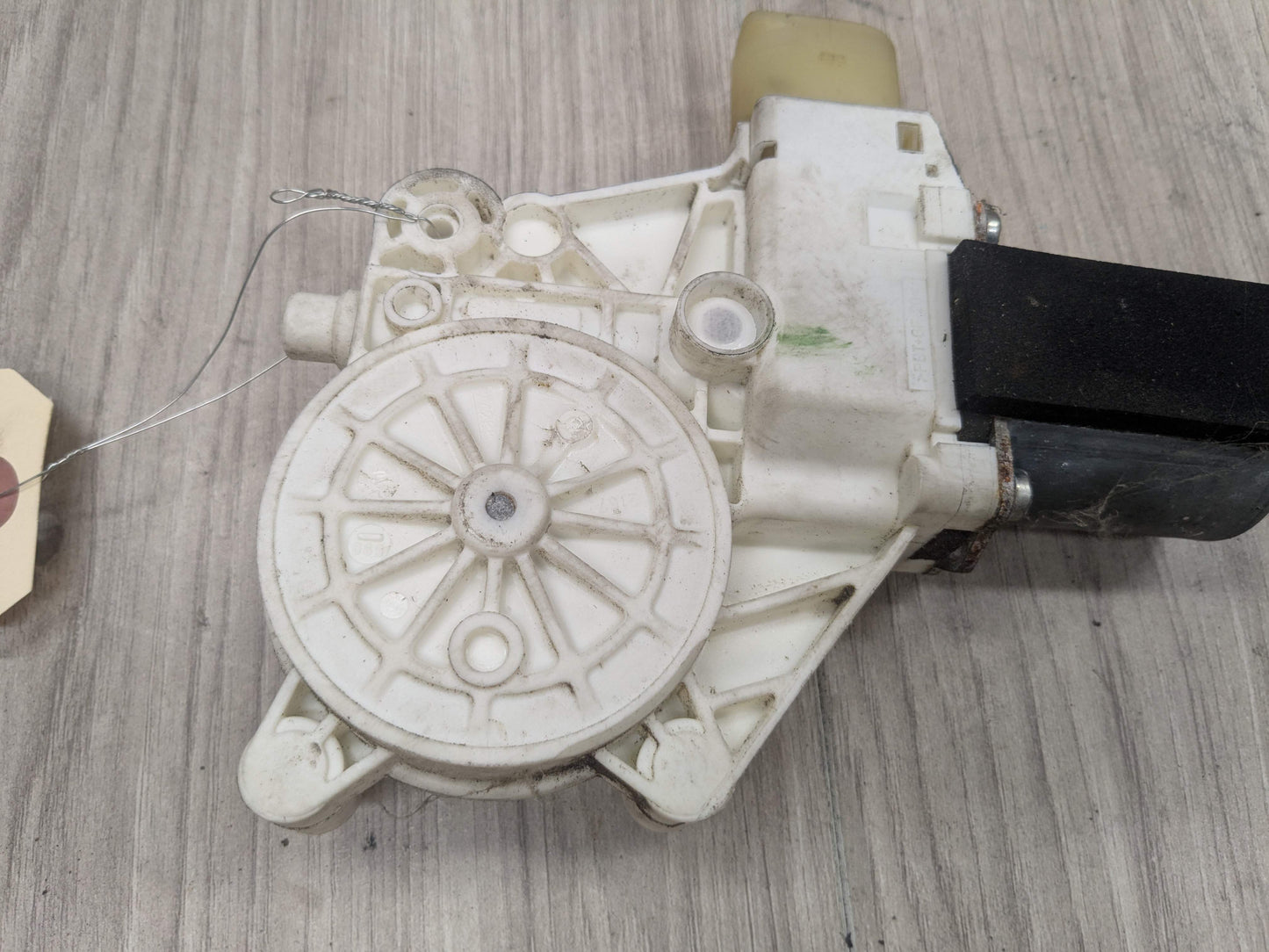 07-16 OEM BMW E89 E92 E93 328 335 M3 SIDE Door Window Regulator Motor