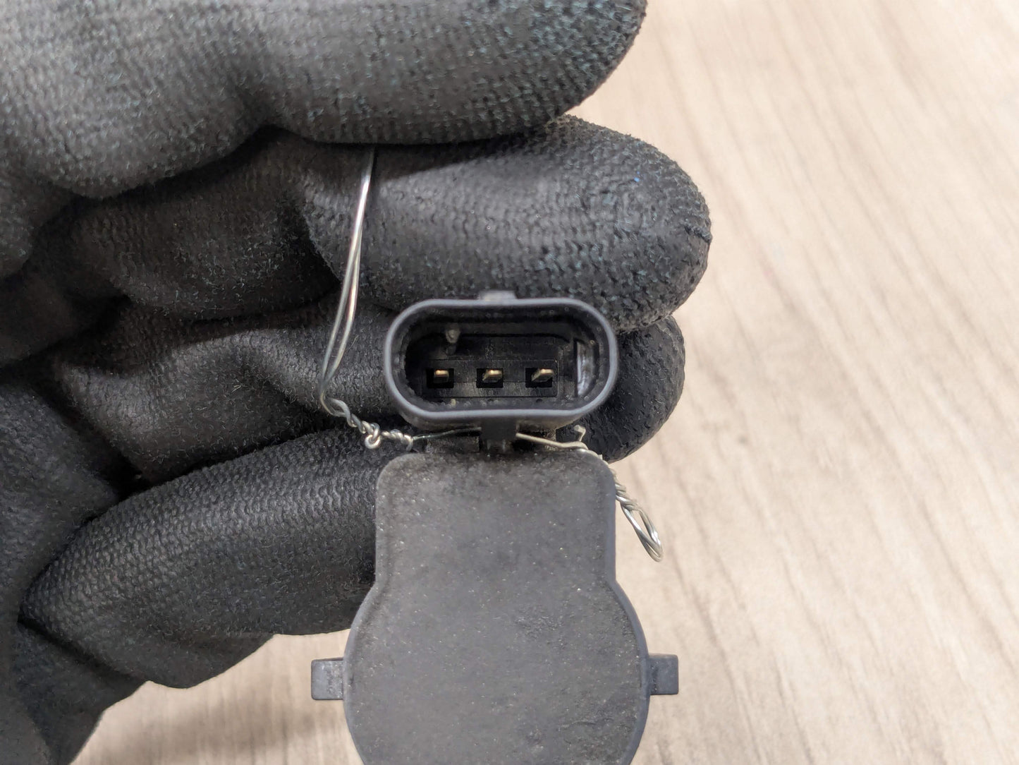 OEM BMW E82 E88 E90 E92 E93 335 M3 Bumper Parking PDC Ultrasonic Sensor Silver