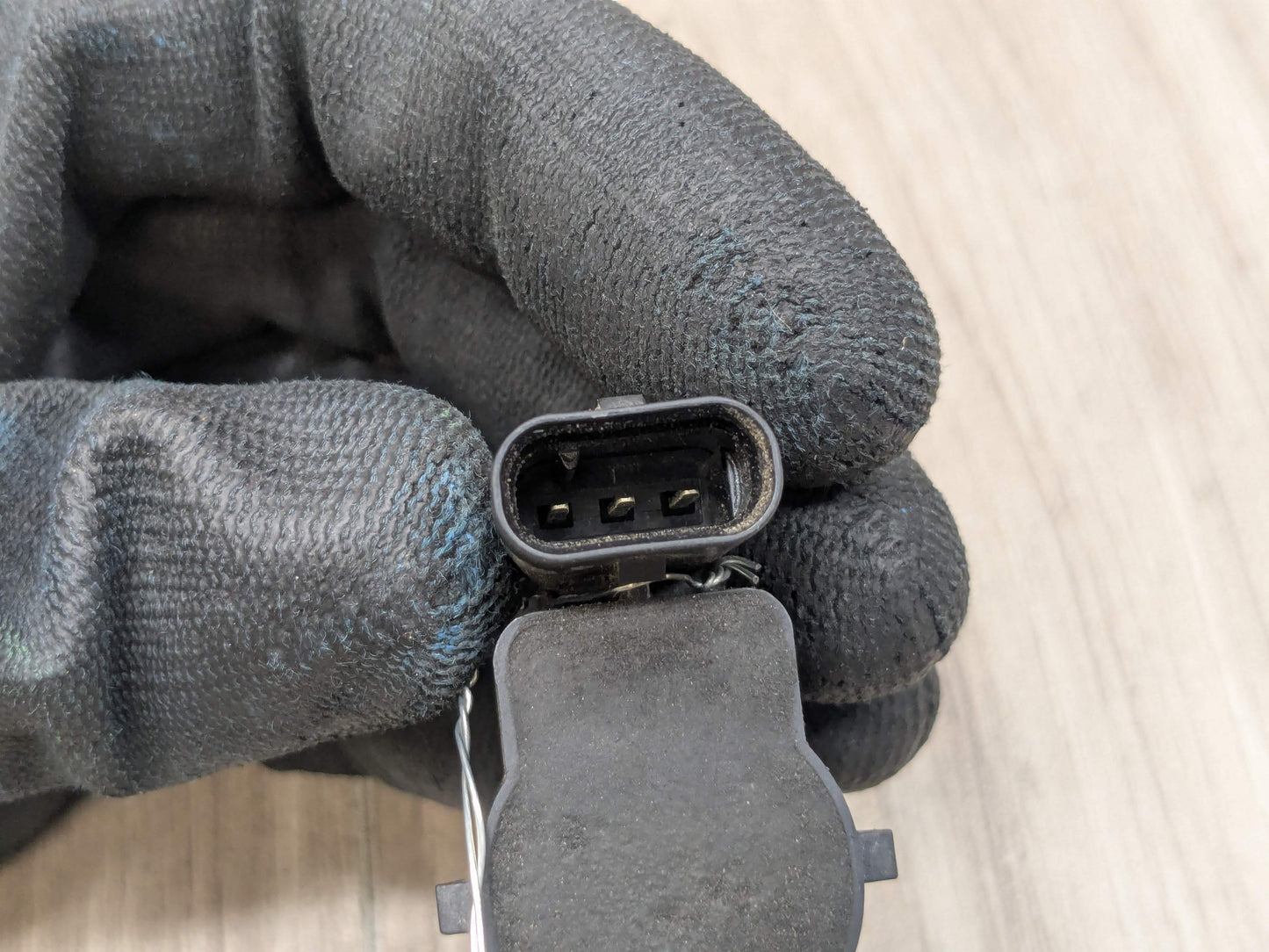 OEM BMW E82 E88 E90 E92 E93 335 M3 Bumper Parking PDC Ultrasonic Sensor Silver