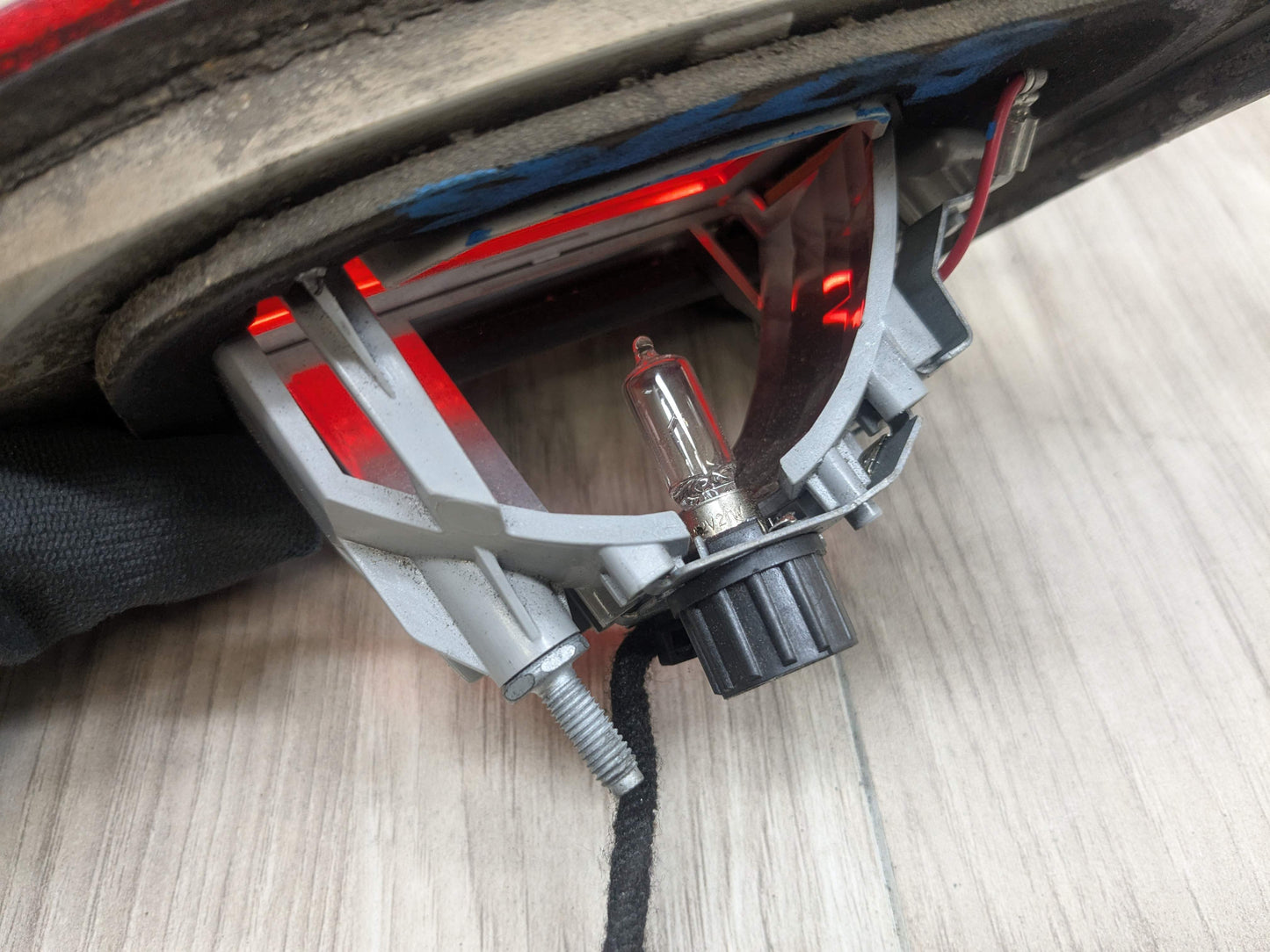 07-10 OEM BMW E93 328 335 M3 CONVERTIBLE Rear Left Driver Inner Trunk Tail Light